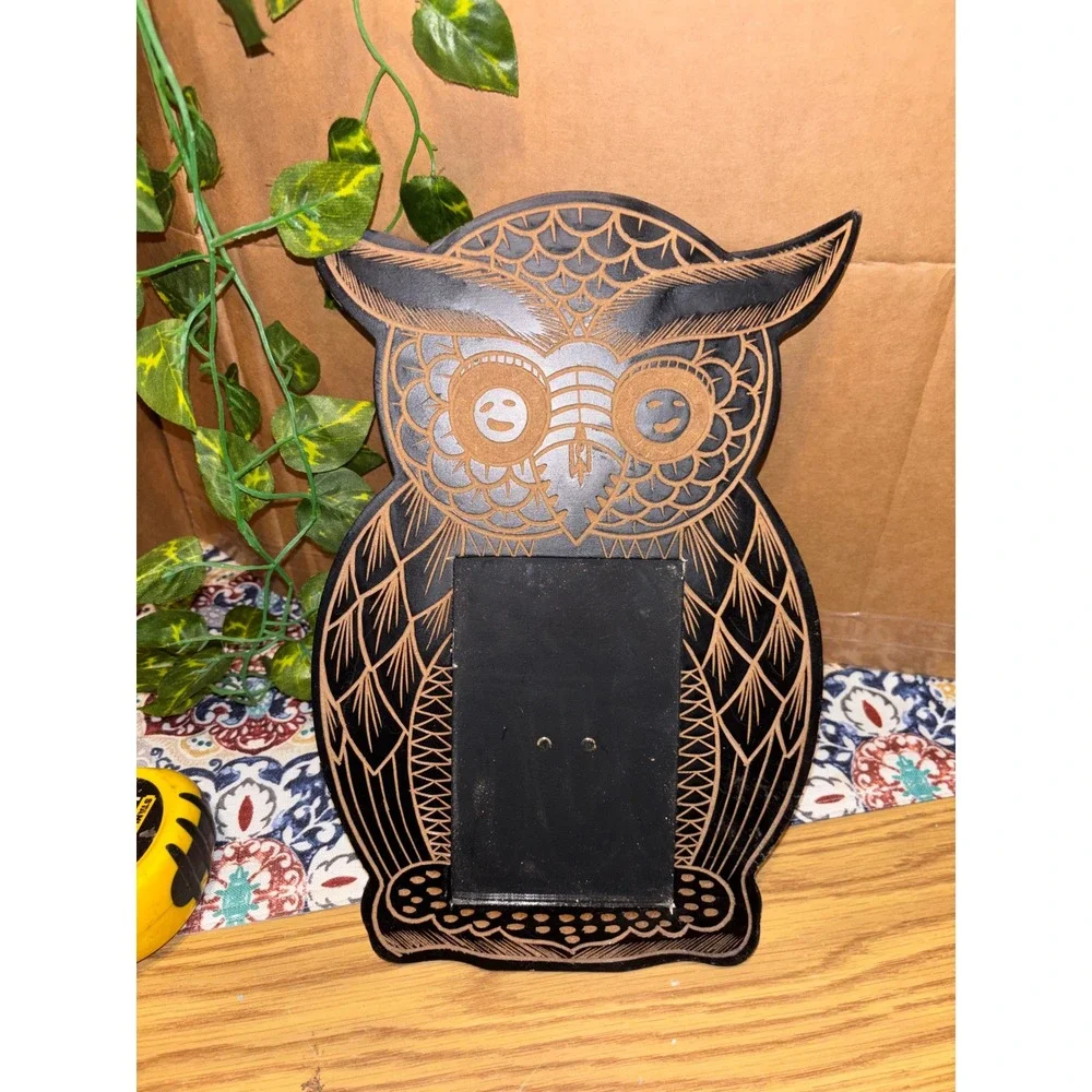 Wooden Owl Picture Frame Black Etched Folk Art 4x6 Photo Tabletop Decor